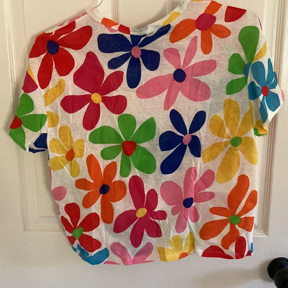 Bright and Happy Floral Zara Shirt - Picture 3 of 3